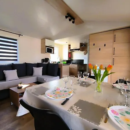 Tatil Evi Mobil-home Cosy 2 Ch - 6 Pers Canet-en-Roussillon