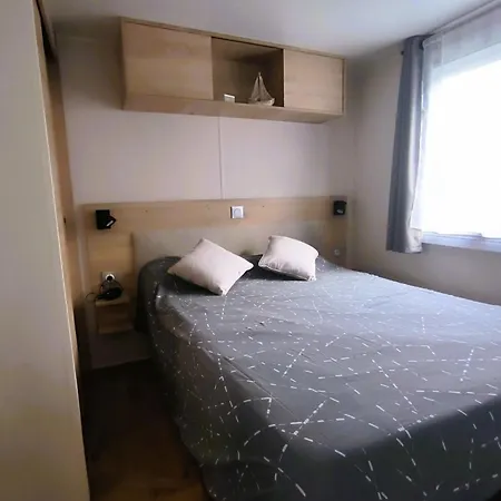 Mobil-home Cosy 2 Ch - 6 Pers * カネ